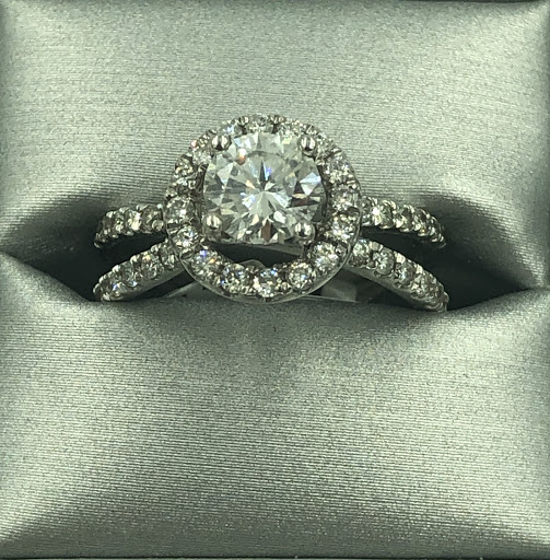 Jeweler «Your Family Jeweler», reviews and photos, 1701 S Alexander St #102, Plant City, FL 33566, USA
