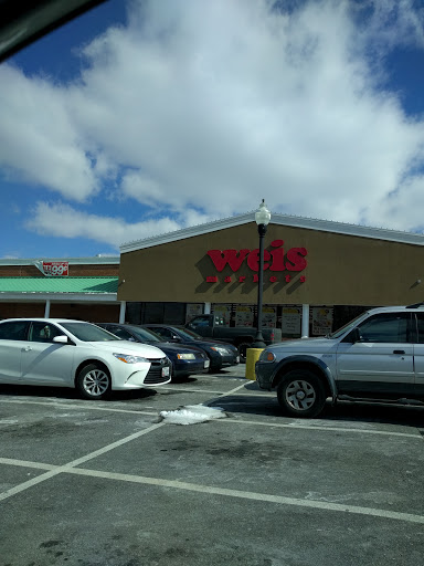 Supermarket «Weis Markets», reviews and photos, 16567 S Frederick Ave, Gaithersburg, MD 20877, USA