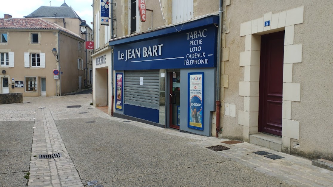 Le Jean Bart à Airvault (Deux-Sèvres 79)