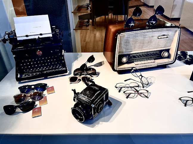 Kommentare und Rezensionen über Ruopige Optik Reussbühl GmbH