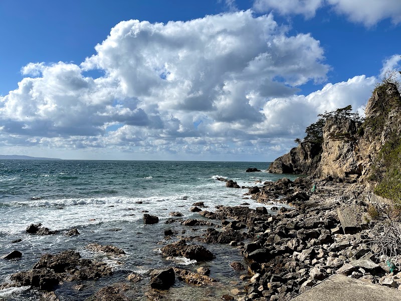 眼鏡岩海岸展望台 新潟県村上市笹川 展望台 グルコミ