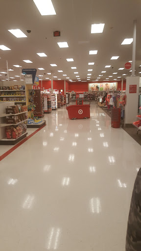 Department Store «Target», reviews and photos, 474 Chamberlain Hwy, Meriden, CT 06451, USA