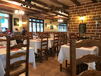 Atmosphère du Trattoria Pizzeria d'Angelo à Courbevoie - n°10