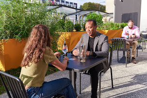 Photo n°32 de Olivine à Roissy-en-France ()