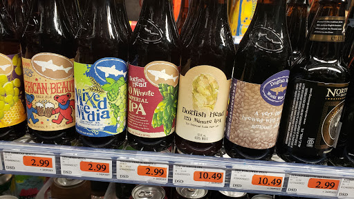 Grocery Store «Beaumont Market», reviews and photos, 4130 NE Fremont St, Portland, OR 97212, USA