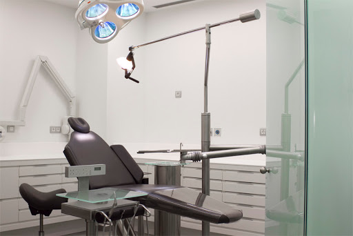 Vela-Segalà - Clínica dental en Viladecans en Viladecans, Barcelona