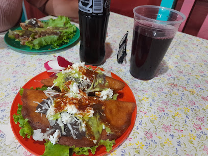 Cenaduría Doña Ade, tlayudas y fritangas - Carr. a Atzompa, Col Niños Heroes, 71220 Santa María Atzompa, Oax., Mexico