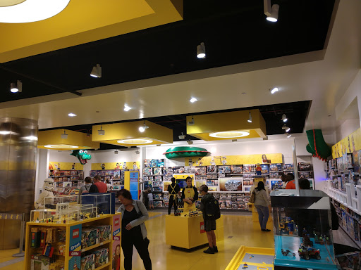 Toy Store «The LEGO Store», reviews and photos, 835 N Michigan Ave #3000, Chicago, IL 60611, USA