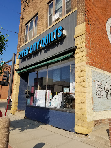 Quilt Shop «River City Quilts», reviews and photos, 500 Raintree Rd Ste 35, Mankato, MN 56001, USA