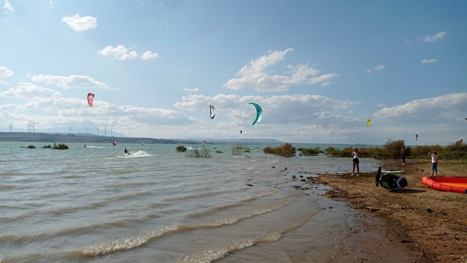 Photo de Spot Sur kitesurf La Loteta avec rivage droit, long