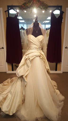 Bridal Shop «Sue Ames Bridal Outlet», reviews and photos, 202 N 10th St, Allentown, PA 18102, USA