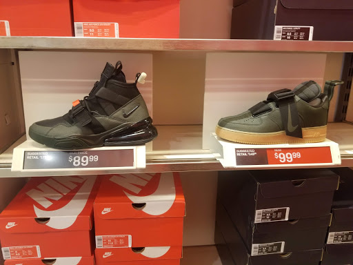 Clothing Store «Nike Factory Store», reviews and photos, 4101 S Carrollton Ave, New Orleans, LA 70119, USA