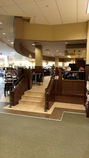 Book Store «Barnes & Noble», reviews and photos, 297 Oakbrook Center, Oak Brook, IL 60523, USA