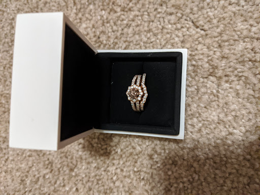 Antique Store «Belmont Coin & Jewelry», reviews and photos, 2749 Wilmington Pike, Dayton, OH 45419, USA