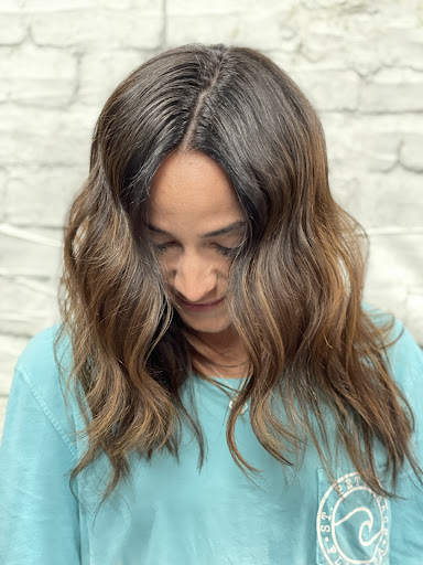 Beauty Salon «Illusions Hair Salon», reviews and photos, 2769 E Oakland Park Blvd, Fort Lauderdale, FL 33306, USA