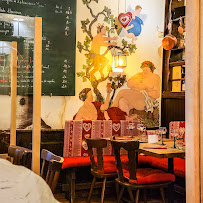 Atmosphère du Restaurant de spécialités alsaciennes Au Cruchon à Strasbourg - n°8