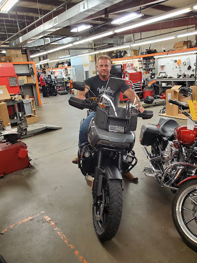 Harley-Davidson Dealer «Southside Harley-Davidson», reviews and photos, 385 N Witchduck Rd, Virginia Beach, VA 23462, USA