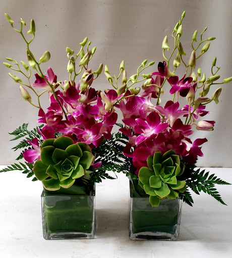 Florist «Louis Gardens Florist», reviews and photos, 1251 S Beach Blvd q, La Habra, CA 90631, USA