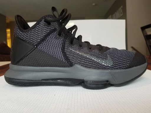 Clothing Store «Nike Factory Store», reviews and photos, 600 Bluebird Ct, Central Valley, NY 10917, USA