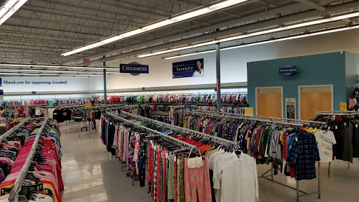 Thrift Store «Goodwill Industries of Middle Tennessee», reviews and photos, 108 Lane Pkwy, Shelbyville, TN 37160, USA
