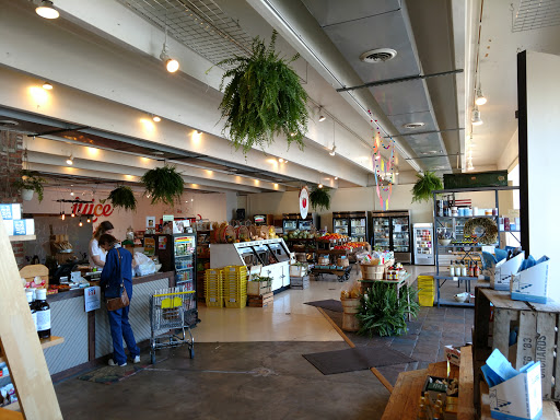 Produce Market «Hendersonville Produce», reviews and photos, 760 E Main St #1, Hendersonville, TN 37075, USA