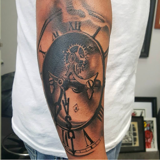 Explore navy anchor tattoo ideas, creative tattoo ideas in Chaffee, available at Old Gold Tattoo