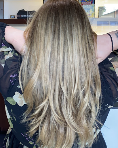 Hair Salon «The Colour Bar Salon in Sacramento», reviews and photos, 5539 H St #70, Sacramento, CA 95819, USA