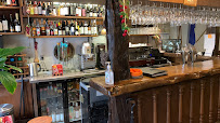 Atmosphère du Restaurant Intr-un loc bun à Villemomble - n°2
