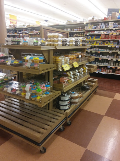 Grocery Store «Food Lion», reviews and photos, 4803 Gerrardstown Rd, Inwood, WV 25428, USA