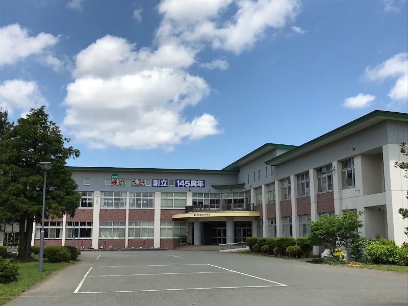 七戸町立七戸小学校