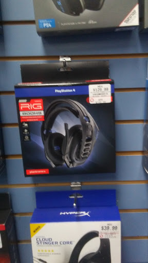 Video Game Store «GameStop», reviews and photos, 16123 Harbor Blvd, Fountain Valley, CA 92708, USA