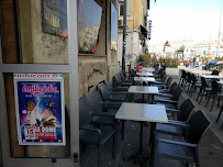 Atmosphère du Le Par Azar - Restaurant Libanais à Marseille - n°1