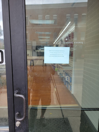 Cell Phone Store «GoWireless Verizon Authorized Retailer», reviews and photos, 525 N Main St #260, Milford, MI 48381, USA