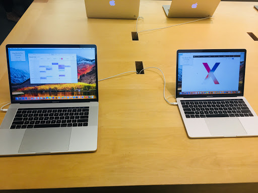 Computer Store «Apple Tacoma Mall», reviews and photos, 4502 S Steele St, Tacoma, WA 98409, USA