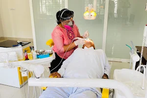 Himalaya dental clinic image