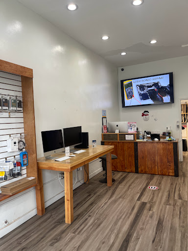 Cell Phone Store «Mac & PC Wireless», reviews and photos, 608 Seneca Ave, Ridgewood, NY 11385, USA