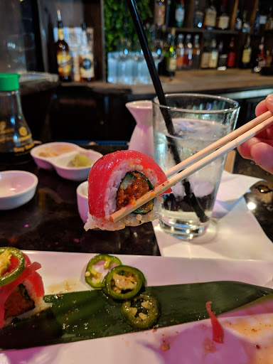 Chomp Rockin' Sushi