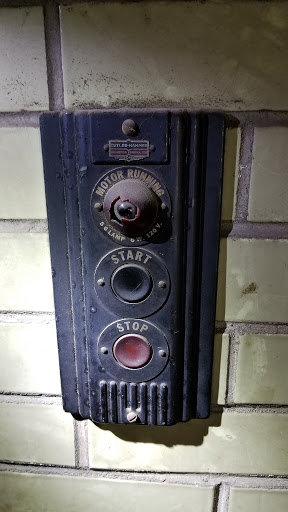 Wine Store «Mass Ave Wine», reviews and photos, 878 Massachusetts Ave, Indianapolis, IN 46204, USA