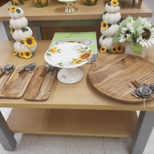 Department Store «T.J. Maxx», reviews and photos, 21 E Marketview Dr, Champaign, IL 61820, USA