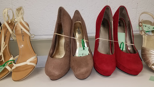 Thrift Store «Thrift King», reviews and photos, 430 Rodi Rd, Penn Hills, PA 15235, USA