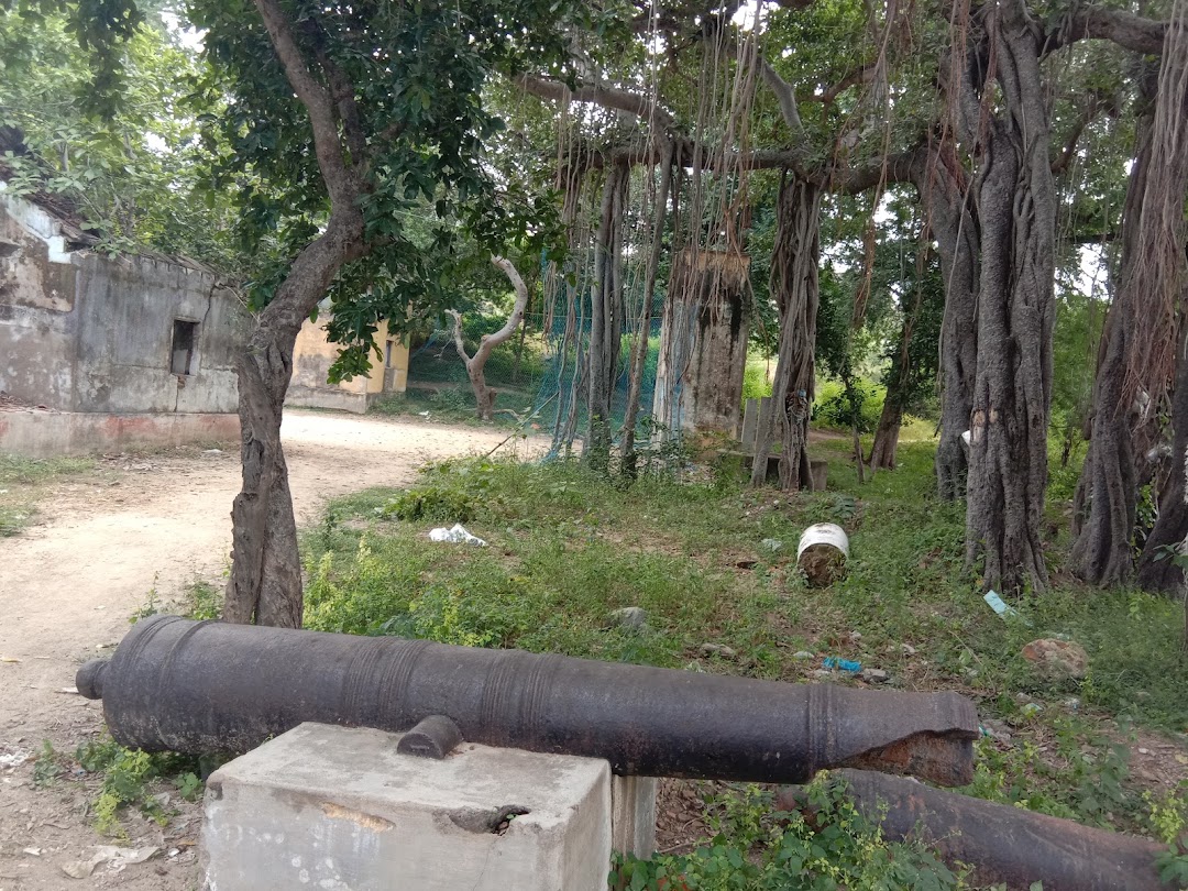 பூமாசெட்டி குளம்