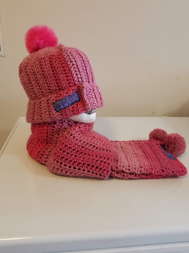 Craft Store «Dutch Label Shop», reviews and photos, 1701 Walnut St #1, Philadelphia, PA 19103, USA