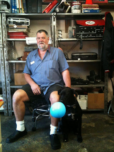 D & K Auto Services, 34 Corte Madera Ave, Corte Madera, CA 94925, USA, 