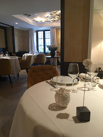 Atmosphère du Restaurant gastronomique Villa Marinette Restaurant à Gazeran - n°8