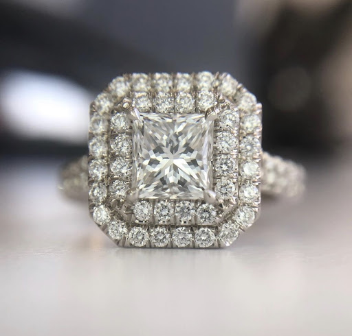 Jewelry Store «Rodeo Jewelers», reviews and photos, 1560 Foothill Blvd, La Verne, CA 91750, USA