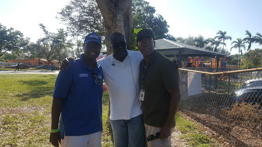 Community Center «Sunkist Grove Community Center», reviews and photos, 12500 NW 13th Ave, North Miami, FL 33167, USA