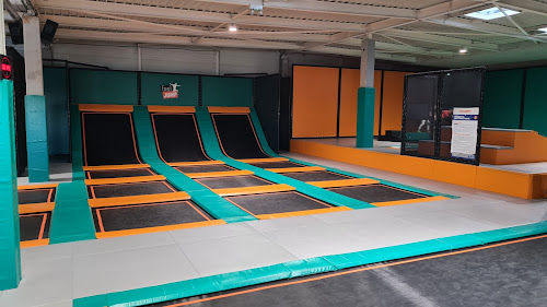 attractions Feel Jump Servon: Trampoline Park Servon