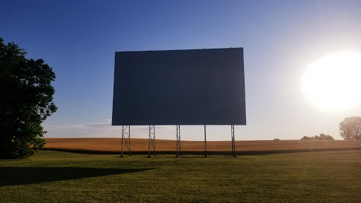 Drive-in Movie Theater «Holiday Drive-IN Theater», reviews and photos, 1055 IN-37, Mitchell, IN 47446, USA