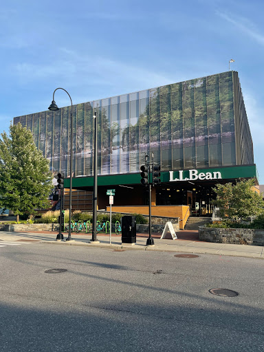 Clothing Store «L.L. Bean», reviews and photos, 101 Cherry St Suite #1020, Burlington, VT 05401, USA