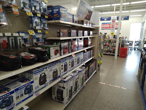 Hardware Store «Harbor Freight Tools», reviews and photos, 990 N Court St, Medina, OH 44256, USA